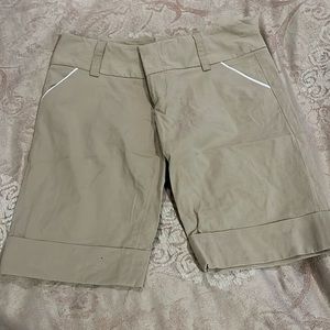 Alice and Olivia Bermuda khaki shorts